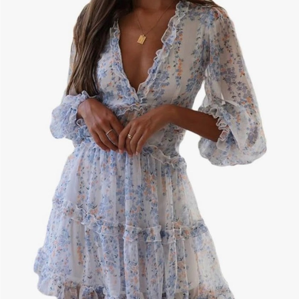 Chic Floral V-Neck Mini Dress